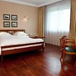 Hotell Park - Handwritten Collection 4*